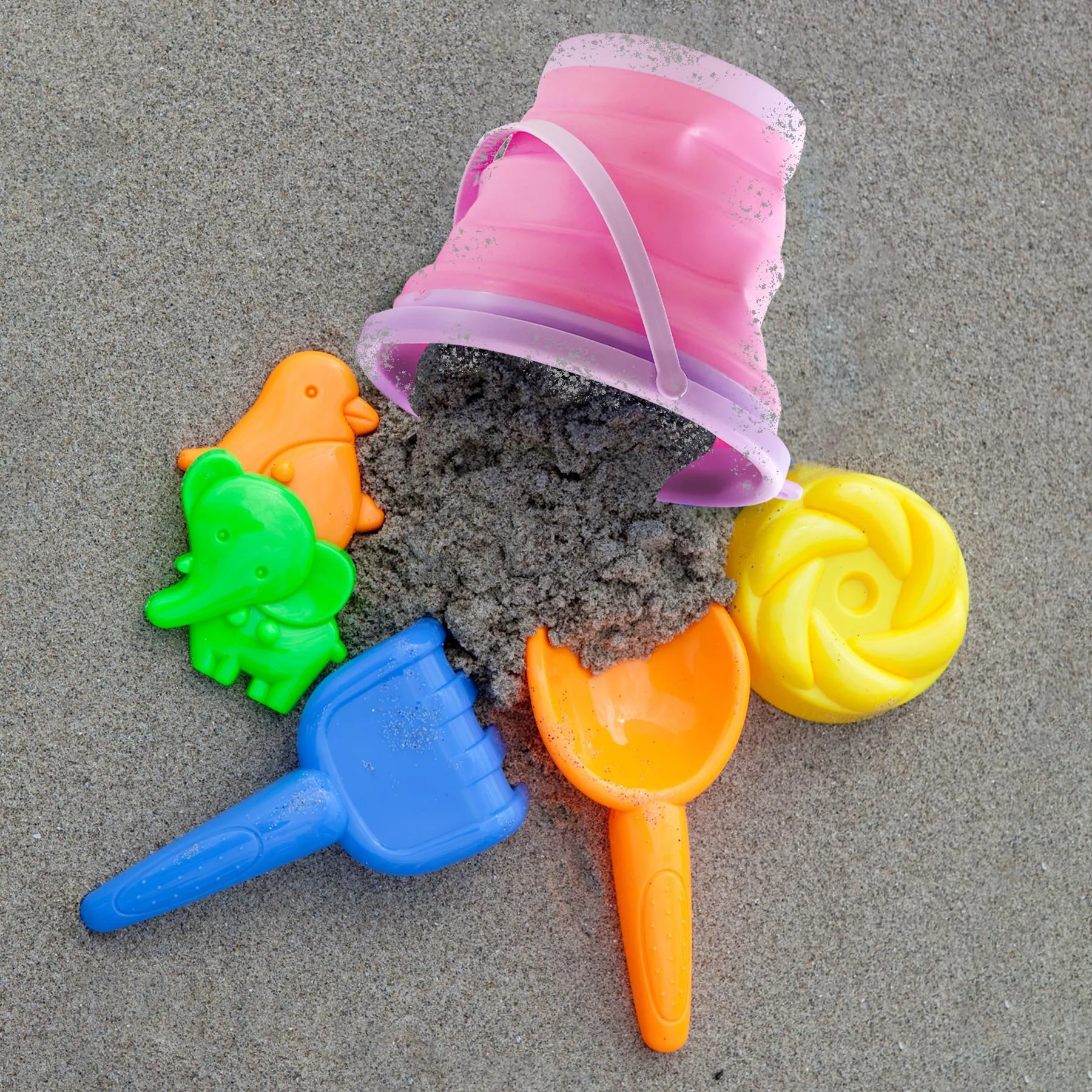 Collapsible Beach Bucket